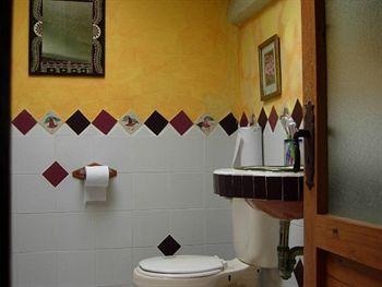 Eco Uxlabil 3* Guatemala-Stad
