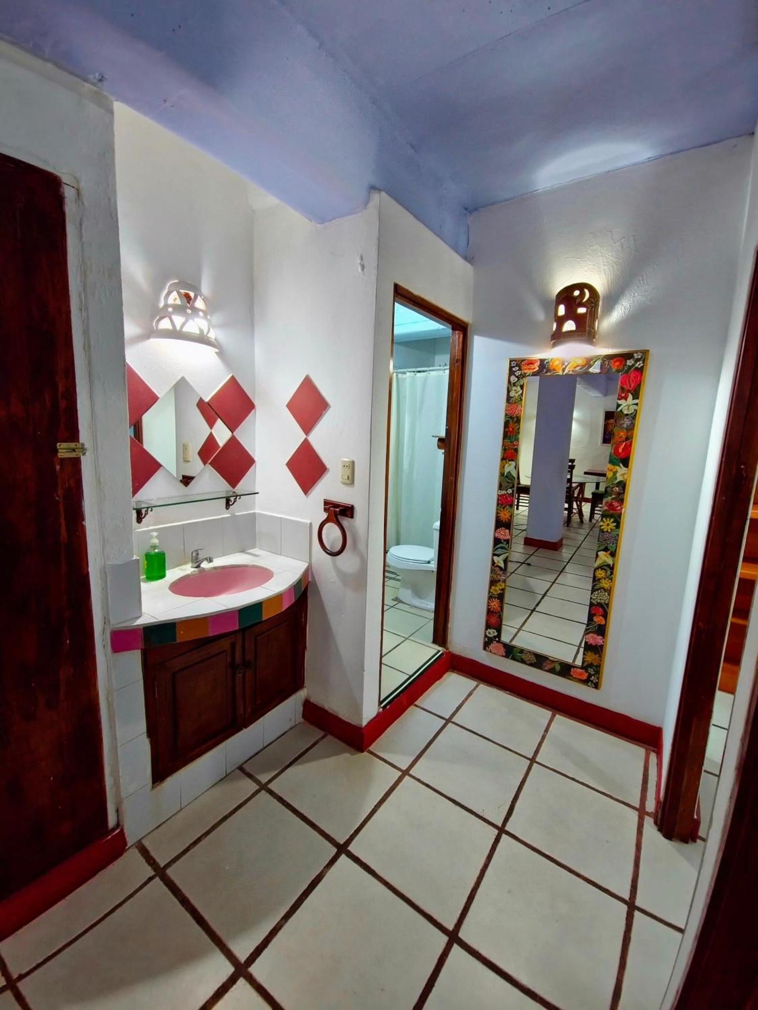 Eco Uxlabil 3* Guatemala City