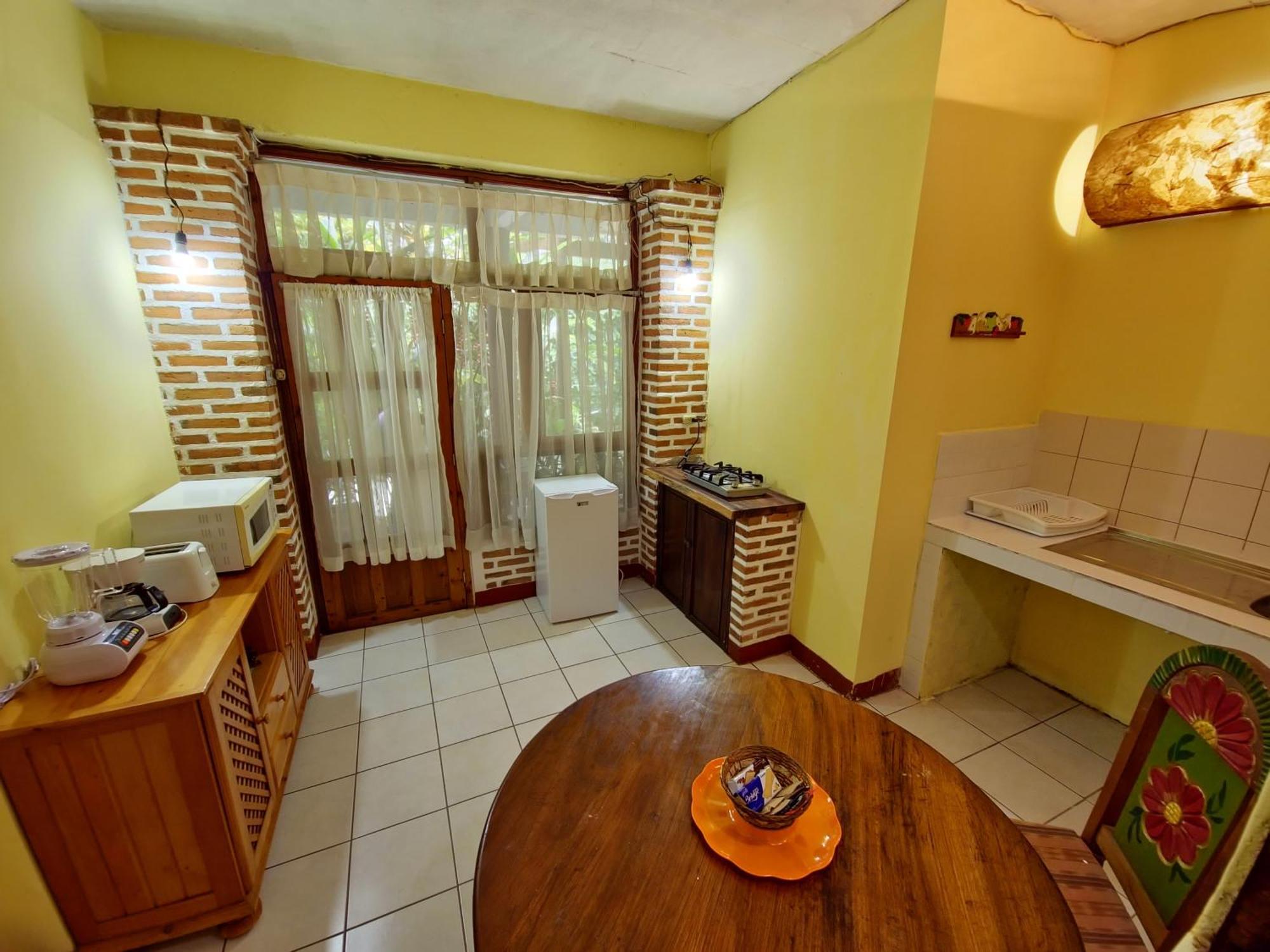 Eco Uxlabil Hotel 3*